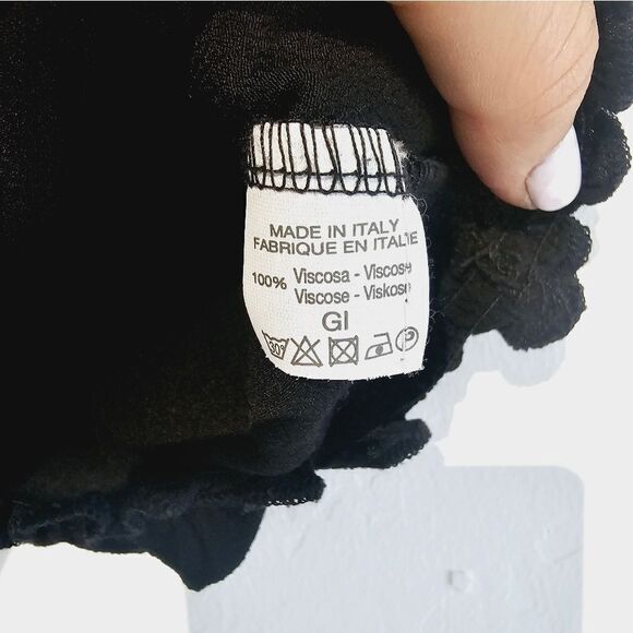 Brandy Melville ruffled crop - Picture 3 of 4